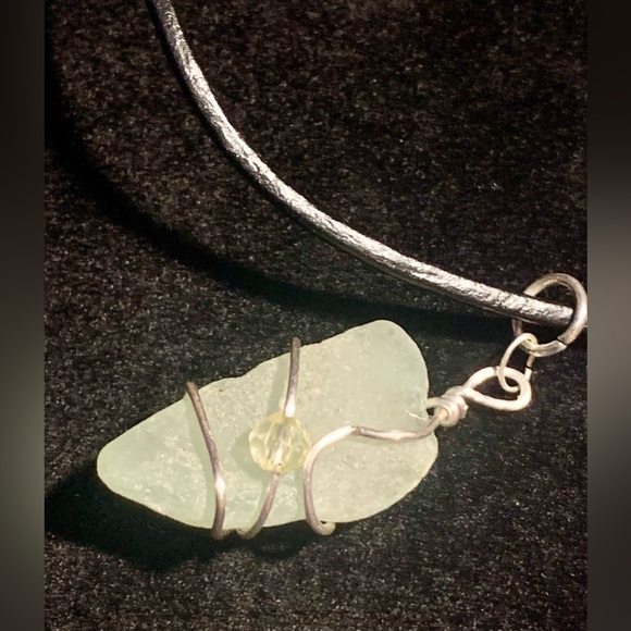 Sea foam Green Seaglass Pendant wrapped in wire with chain Cape Breton - Picture 4 of 5